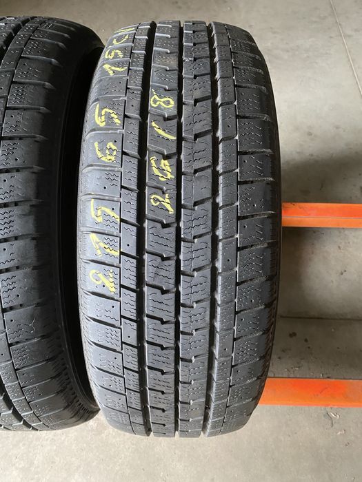 Anvelope iarna 215/65/15C Goodyear Cargo Ultra Grip 215 65 15C R15C