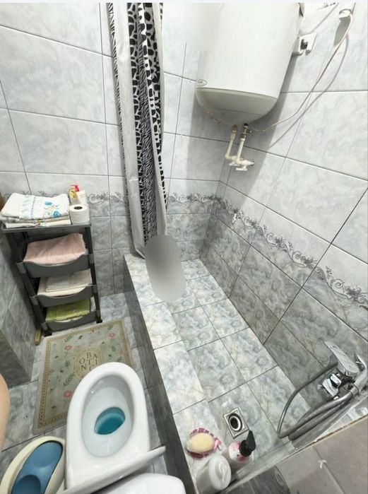 Yunsobod bodomzorda 1/2/2/37 kv toza uy srochniy variyant