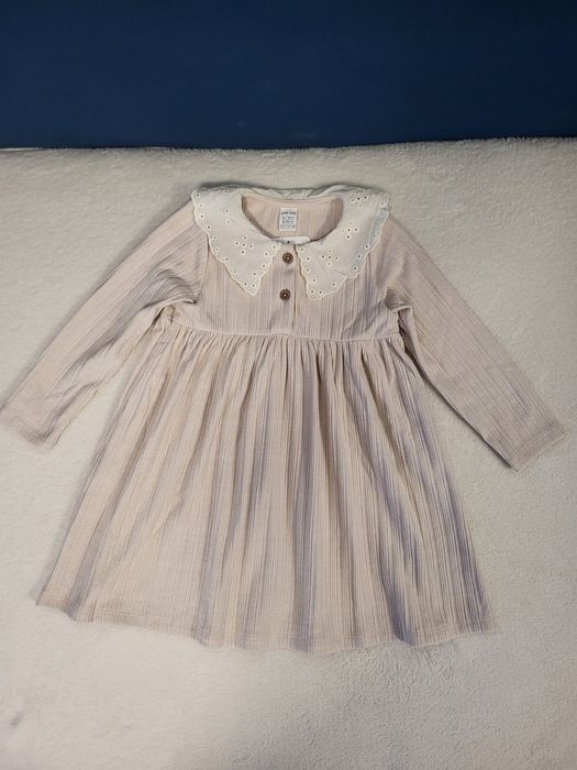 Rochiță bej de fetite