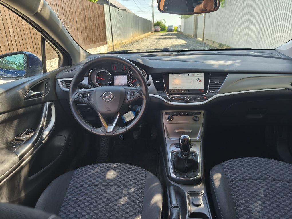 Dezmembrez  Opel Astra k  1.6cdti