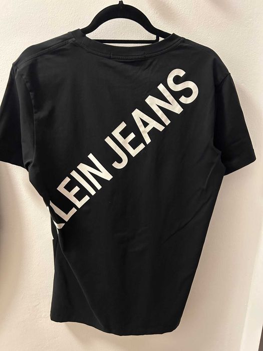 Calvin Klein Jeans тениска – оригинал | черна | размер L (етикет XL)