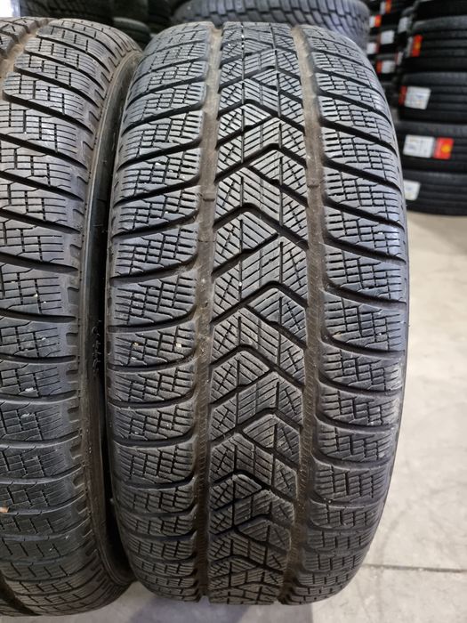 255/45/20//235/50/20 PIRELLI