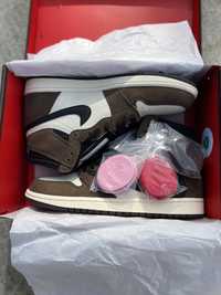 Jordan 1 Travis Scott (retro og max force react lebron kyrie kd)