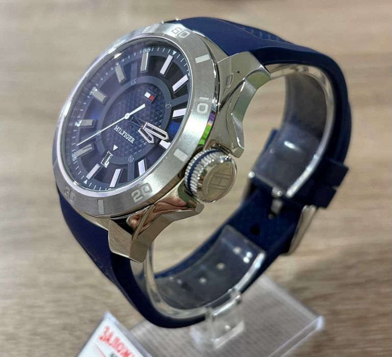 Часовник Tommy Hilfiger Windsurf 1792134