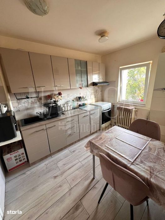 Apartament 3 camere de vanzare in Dambul Rotund, Cluj Napoca