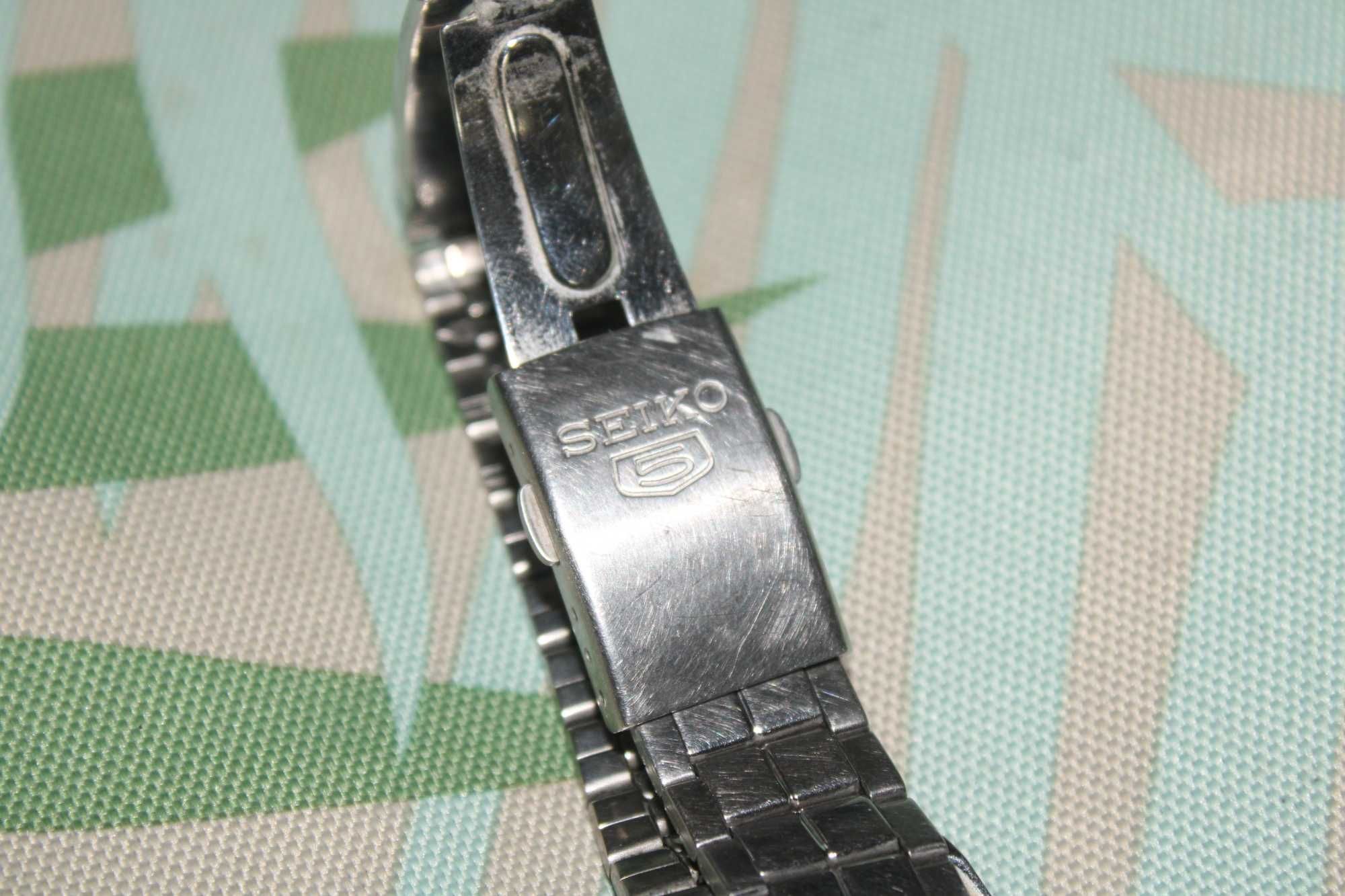 Оригинален японски мъжки часовник SEIKO 5, кварцов механизъм