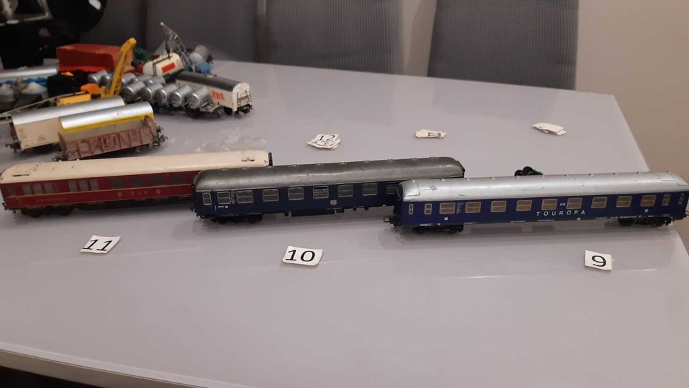 Товарни и пътнически вагони и локомотиви Piko, Fleischmann,Roco,  HO