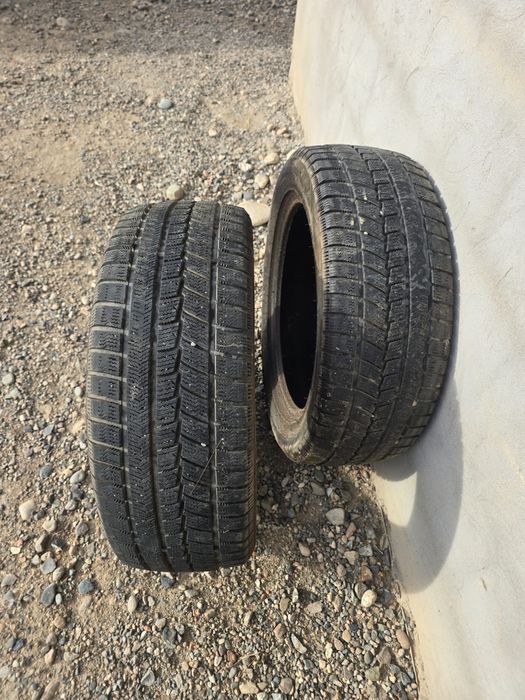 Қыстық екі дөңгелек сатылады.Жағдайы жақсы.