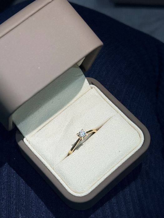 Inel logodna teilor cu diamant și garantie