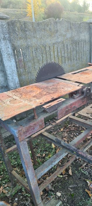 Masă circular tractor