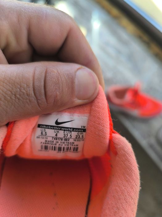 Дамски маратонки Nike