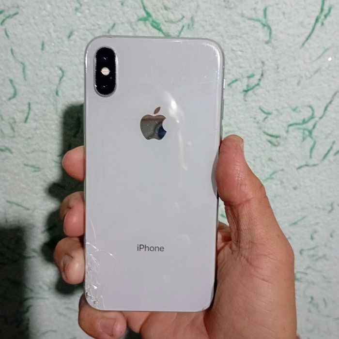 IPhone x 64 xotira