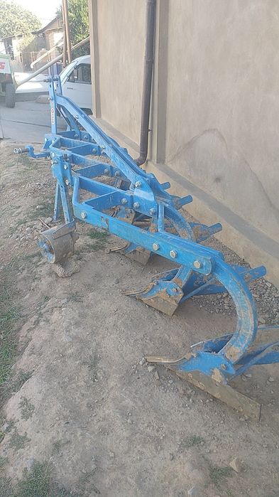 Claas axos 340 traktor sotiladi Germaniyada ishlab chiqarilgan.
