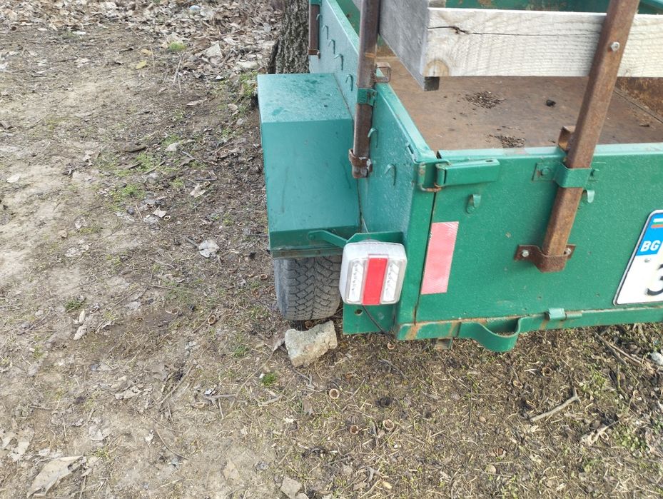 Продавам ремарке