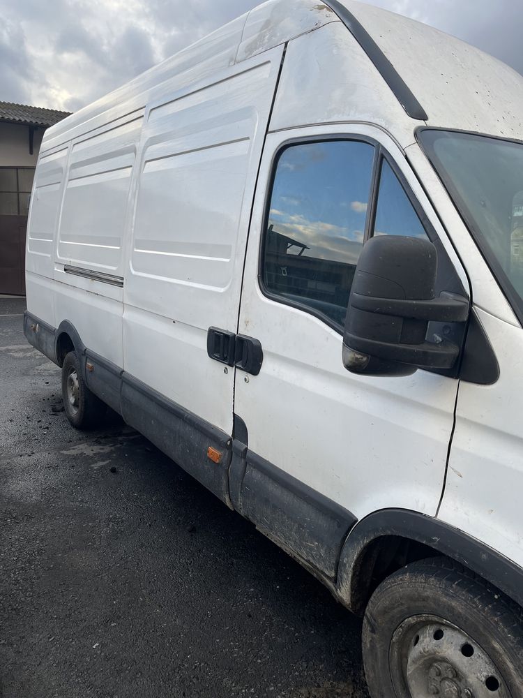 Piese Iveco Daily motor 2,3  din 2006>