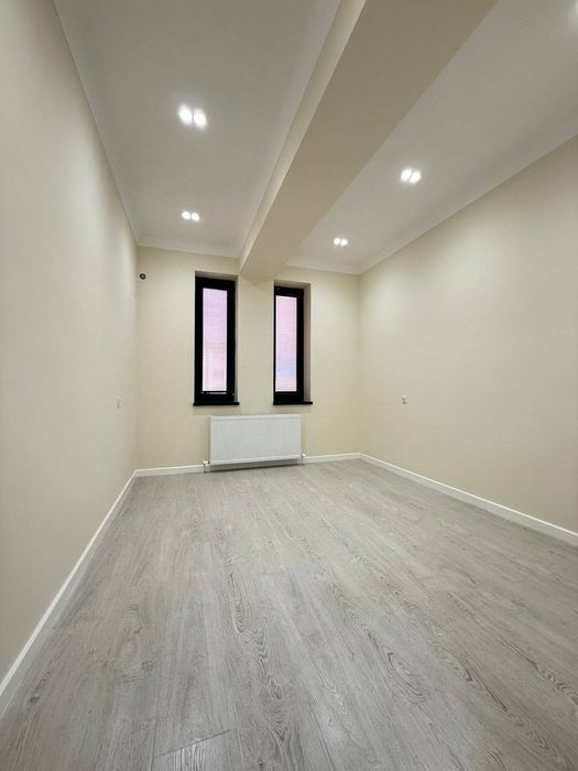 Продаётся квартира Шахристанская 3/6/8