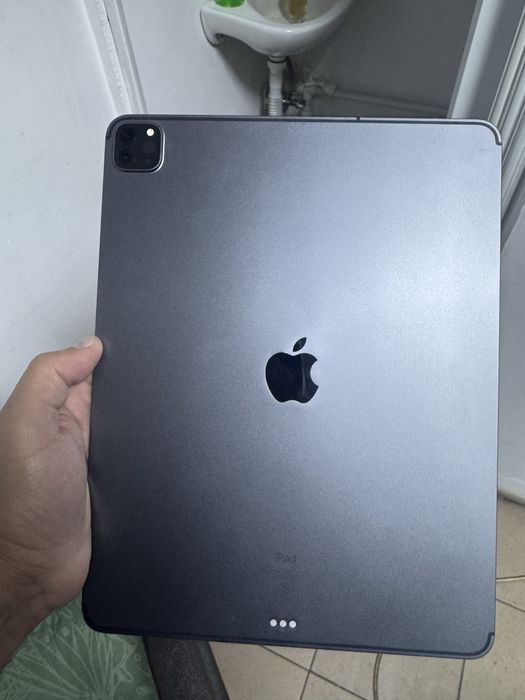 Ipad pro 12,9 generatia 4 an 2020