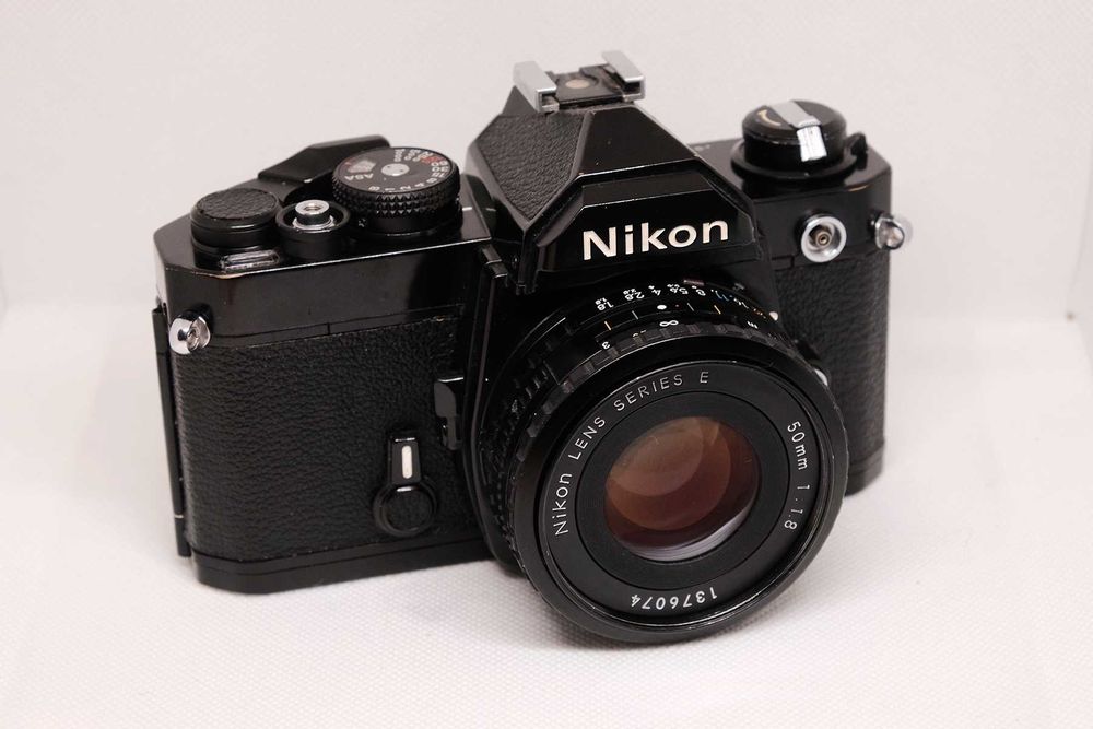 Nikon FM cu Nikkor 50/1.8 pancake