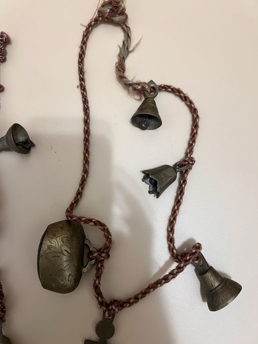 Doua siraguri cu 11 clopotei