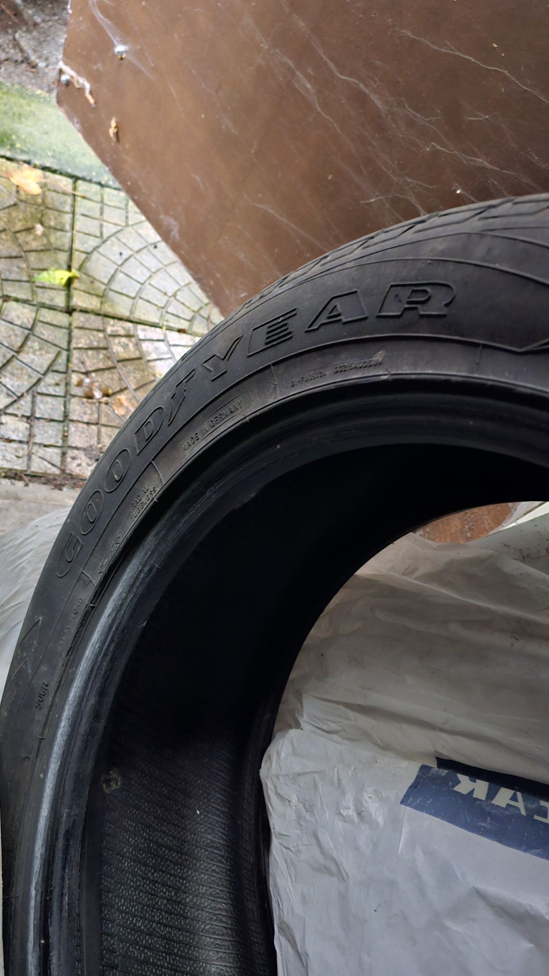 Продавам 4 бр. летни гуми Goodyear Eagle F1 GS-D3 275/45zr20