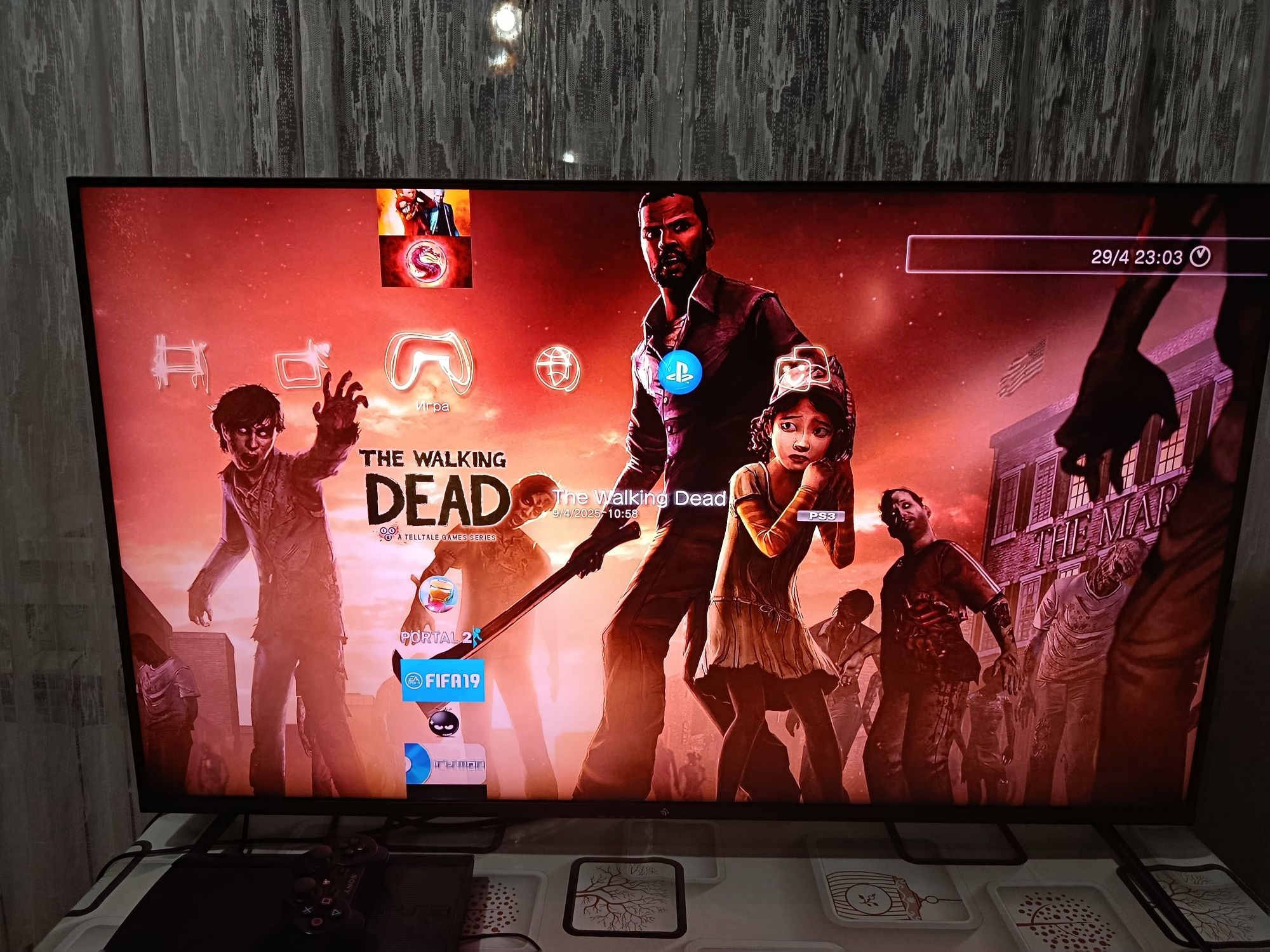 Продам ПРОШИТУЮ пс3/PlayStation3 super slim