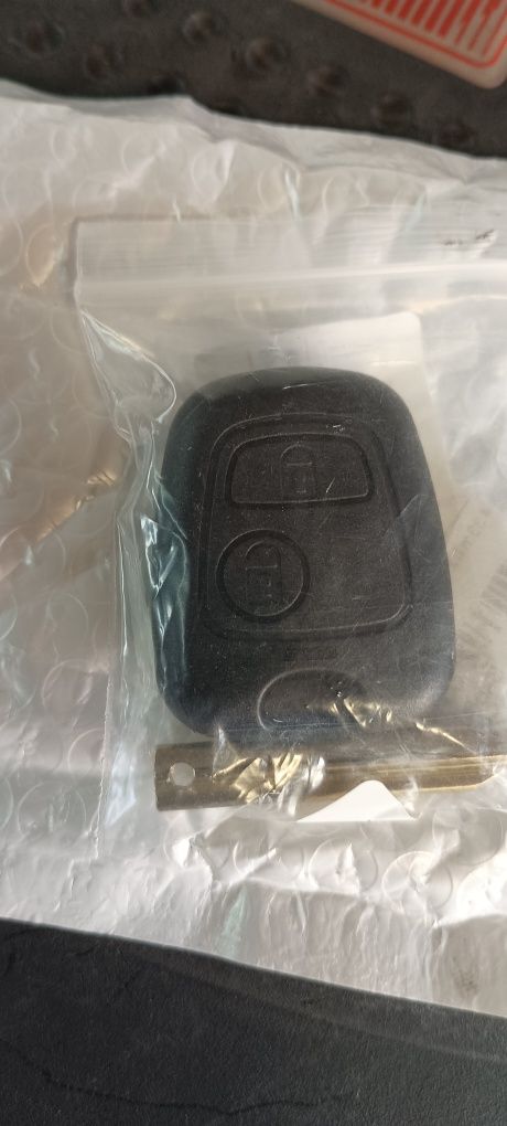 Ключ с дистанционно за Citroen