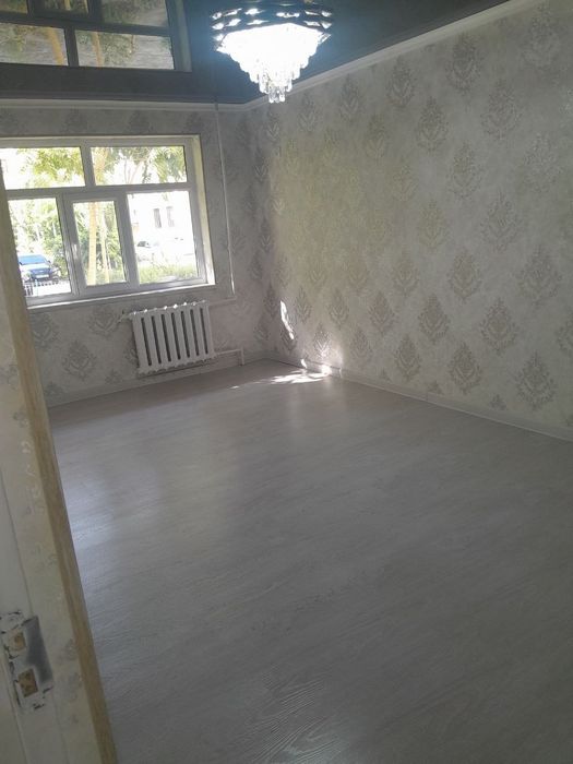 1 xonali tez sotiladi