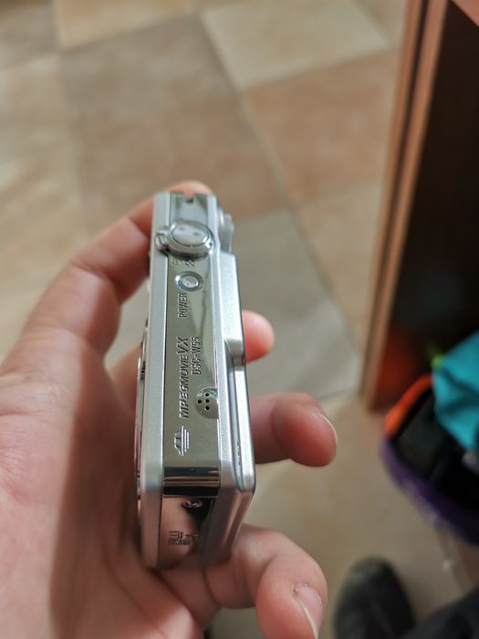 Sony CyberShot DSC-W55 - silver + HG Duo карта 1GB+ батерия + калъф