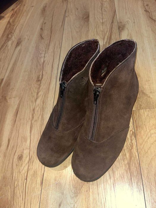 Ботички от агнешка вълна