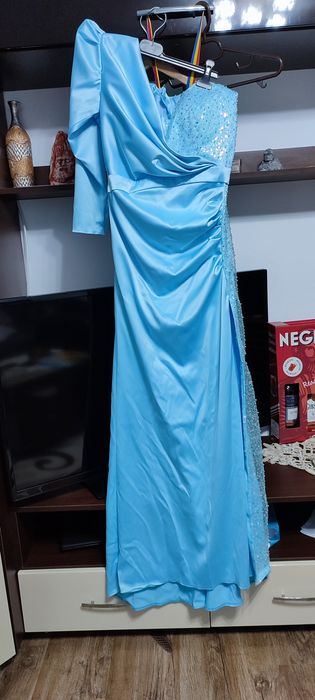 Vand Rochite,impecabile,marea ajoritate au o purtare