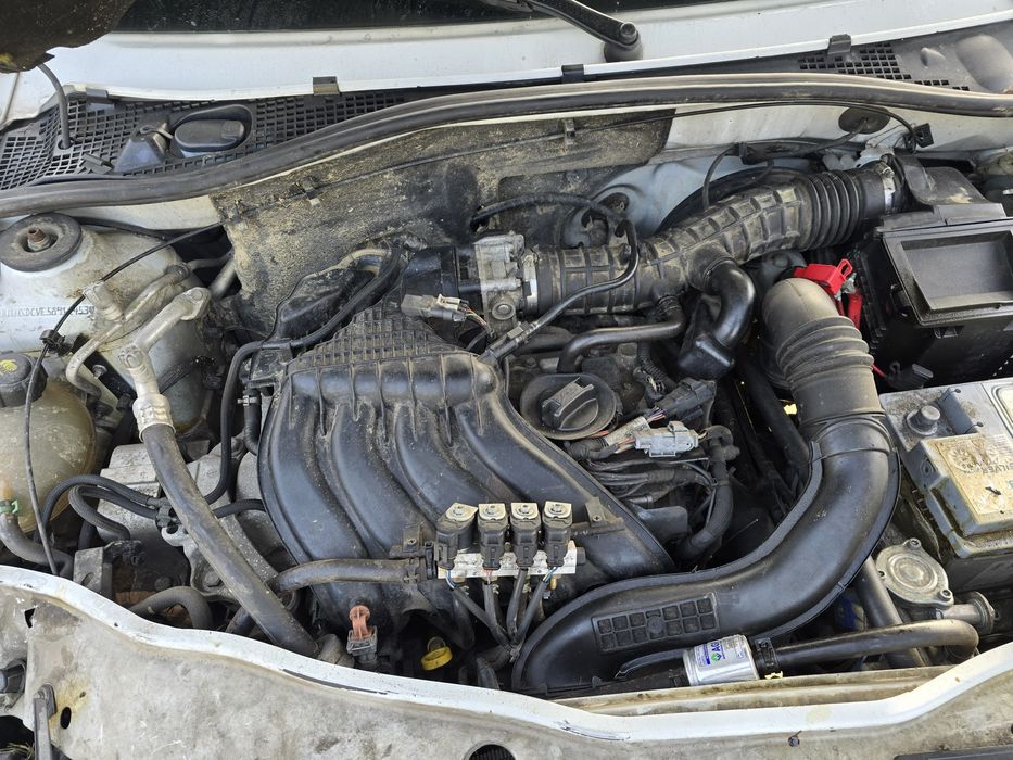 Dezmembrari/piese/Dezmembrez Dacia Duster 2017 1.6 sce 2x4