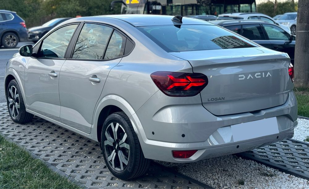 Dacia Logan 2023 - ECO-G 100 MT6 - GPL Fabrică - Scaune incălzite.