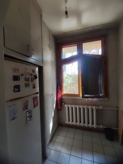 БИЙ 3 комнатная квартира продается Метро Горький Саёхат Севастопольска