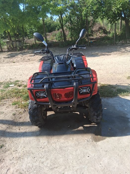 Vindem ateveu de 250 cc