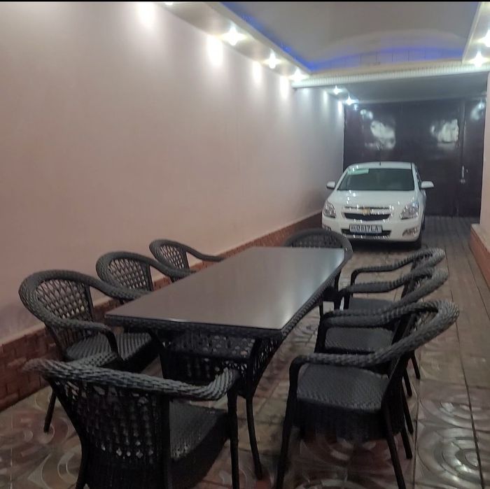Котедж 2 в одном Цум атрофида сотилади