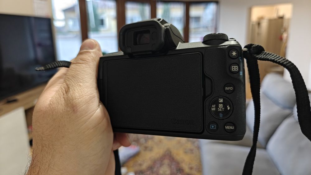 Canon EOS M50 комплект