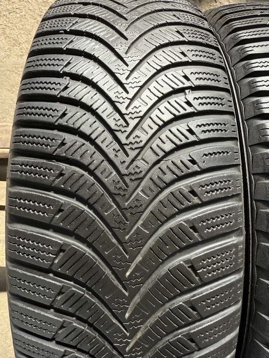 # 2x Anvelope Iarna 215/65 R16  - Hankook Winter I"Cept RS2
