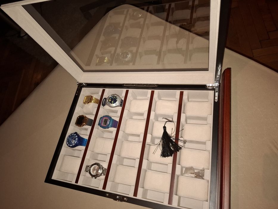 Cutie ceasuri Rothenschild - Maro