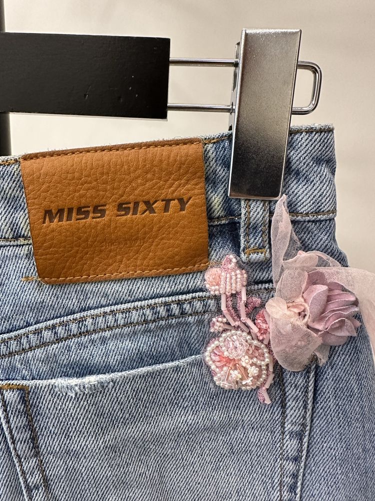 Къси панталонки и потник Miss Sixty