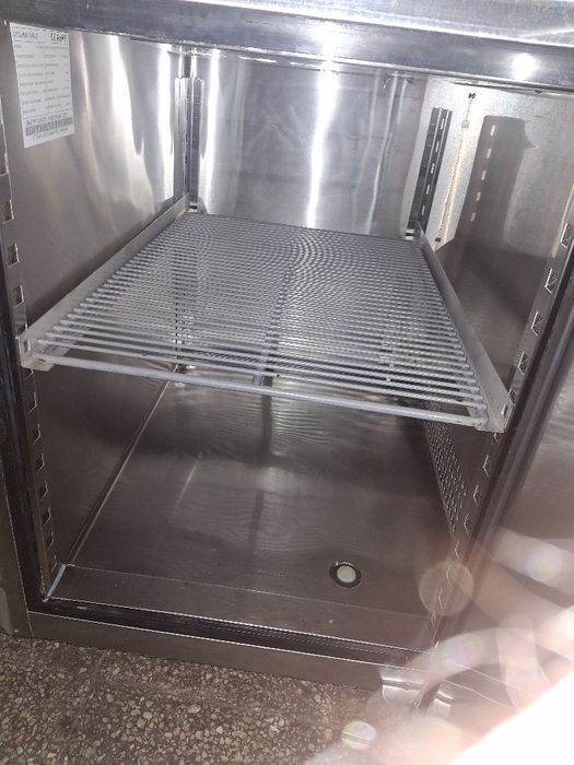 Хладилна маса за пица 60/40 тава