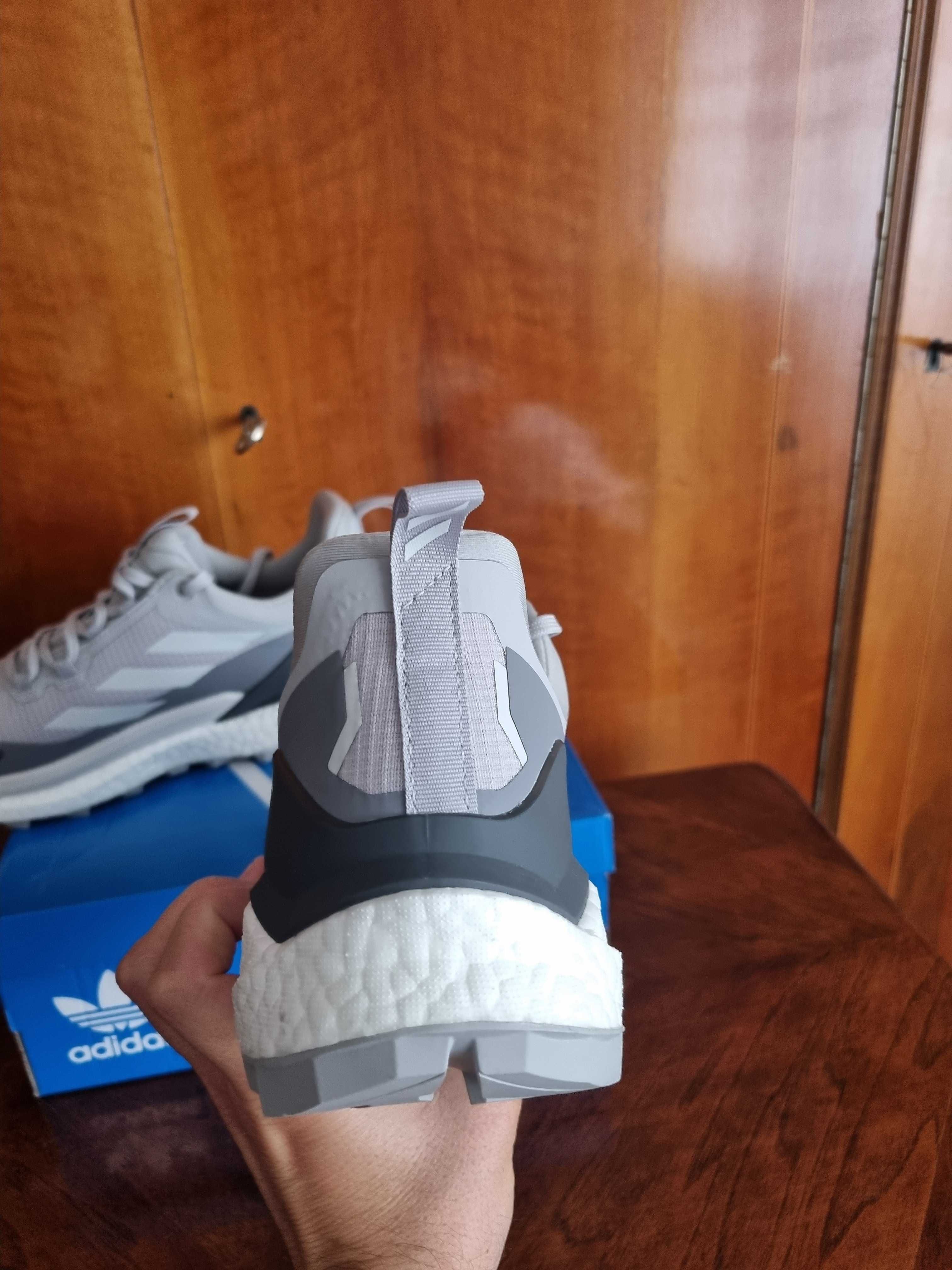 Sneakers Adidas Terrex goretex ultraboost (pentru drumetii)