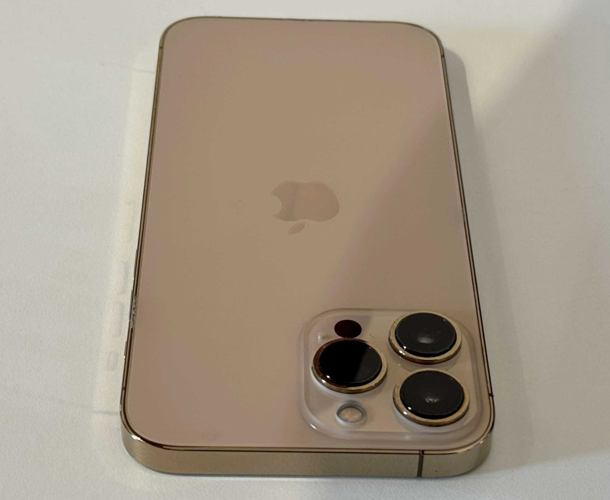 Бартер! Като НОВ! iPhone 13 Pro Max 256GB Gold (Златен)