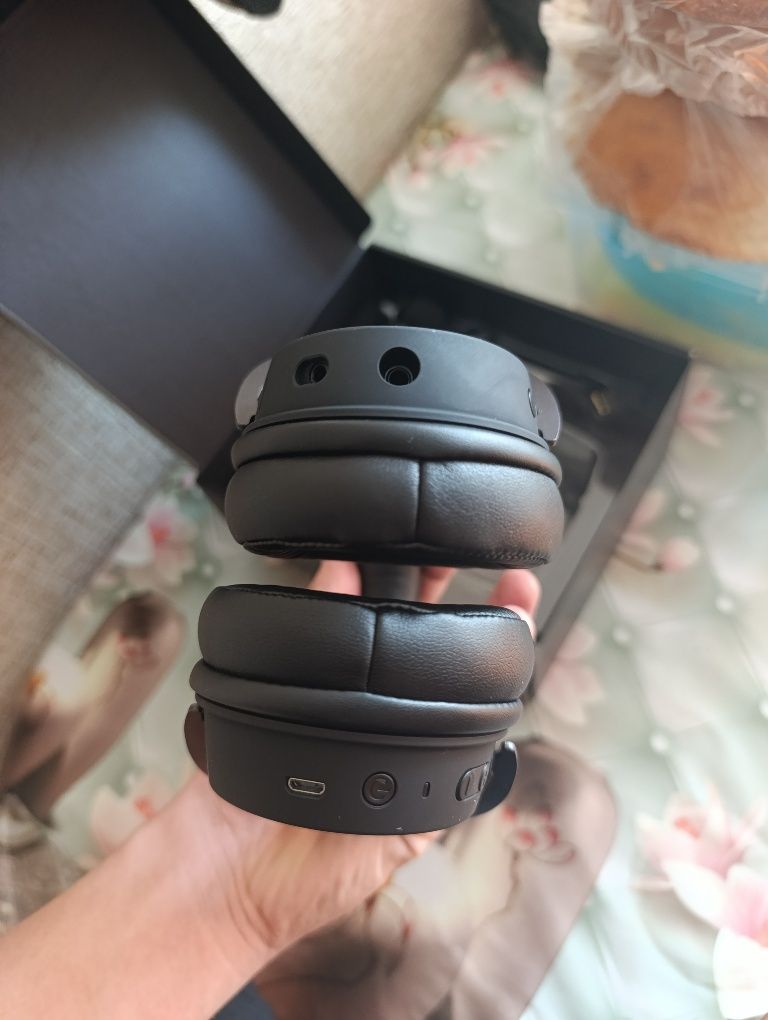 HyperX Cloud Mix naushnik