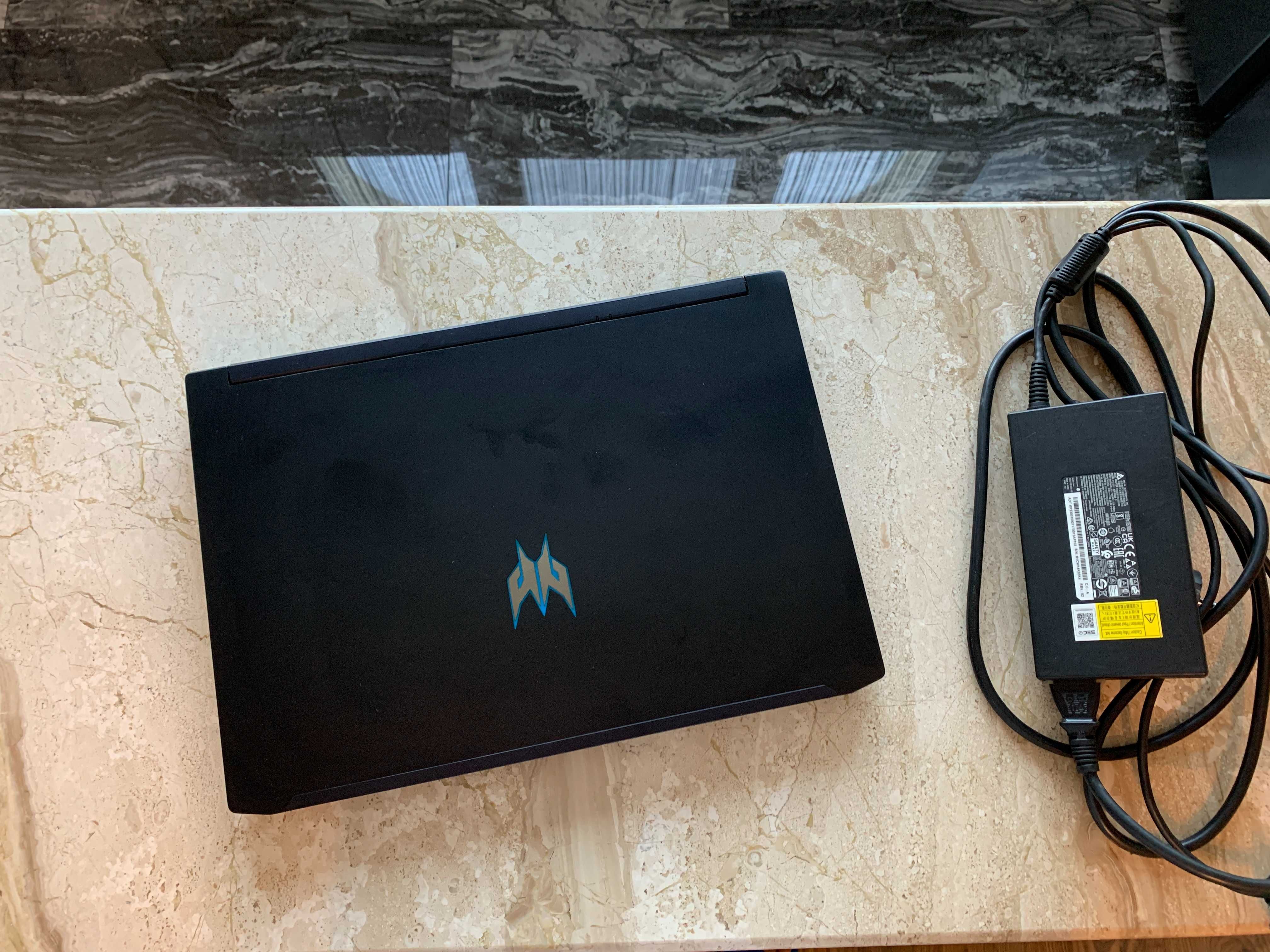 Геймърски лаптоп Acer Predator Triton 300 (за части/ремонт)