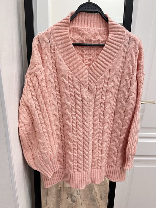 Новый свитер нежно розовый