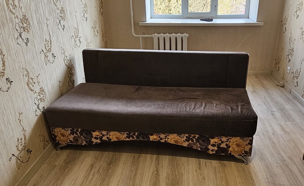 Срочно Диван расклодной