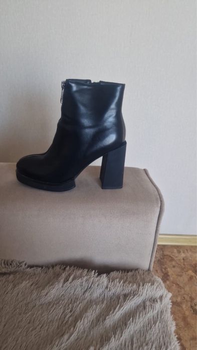 Ботинки женские