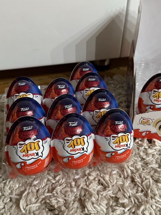 Киндер joy очень странные дела