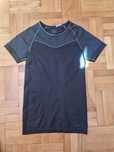 Tricou de compresie Nike Pro Hypercool pentru femei, mărimea M