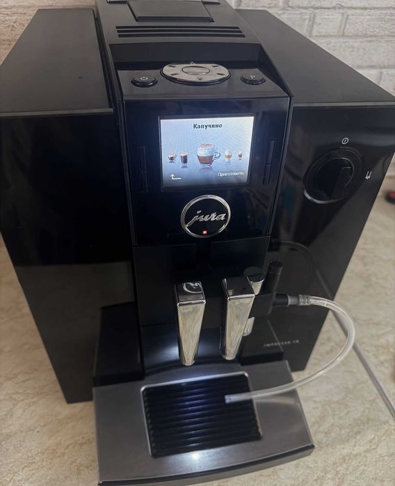 Еспресо Кафемашини Jura IMPRESSA F8